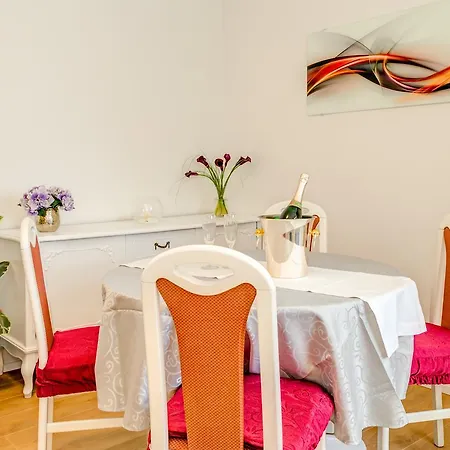 Lct Sunny Beach Apartment