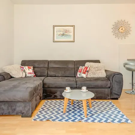 Lct Sunny Beach Apartment
